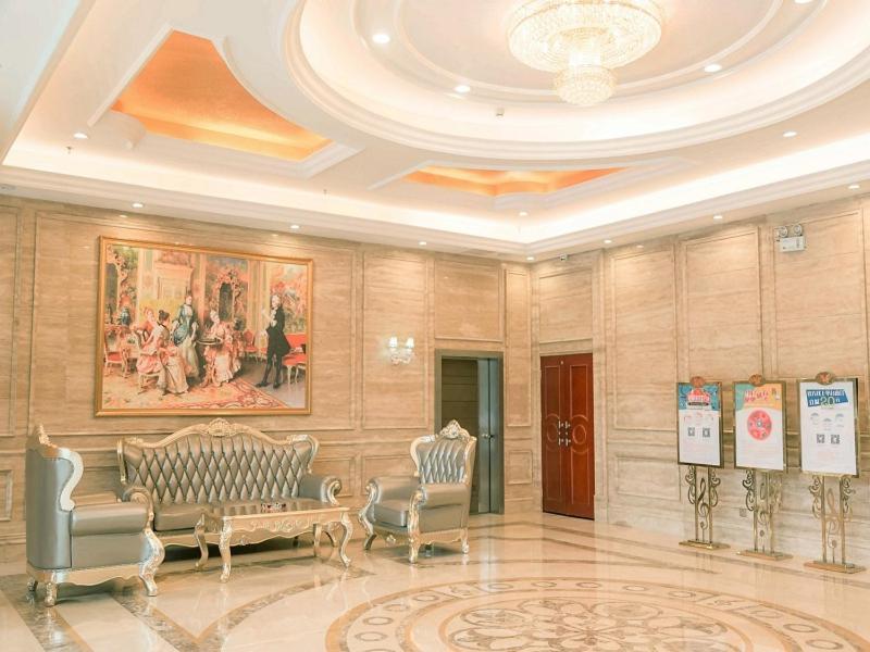 Vienna Hotel Jian People Square Ji'an  Exterior photo